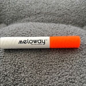 Orange Mascara